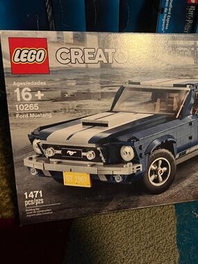 10265 Ford Mustang 1471 pcs, NIB